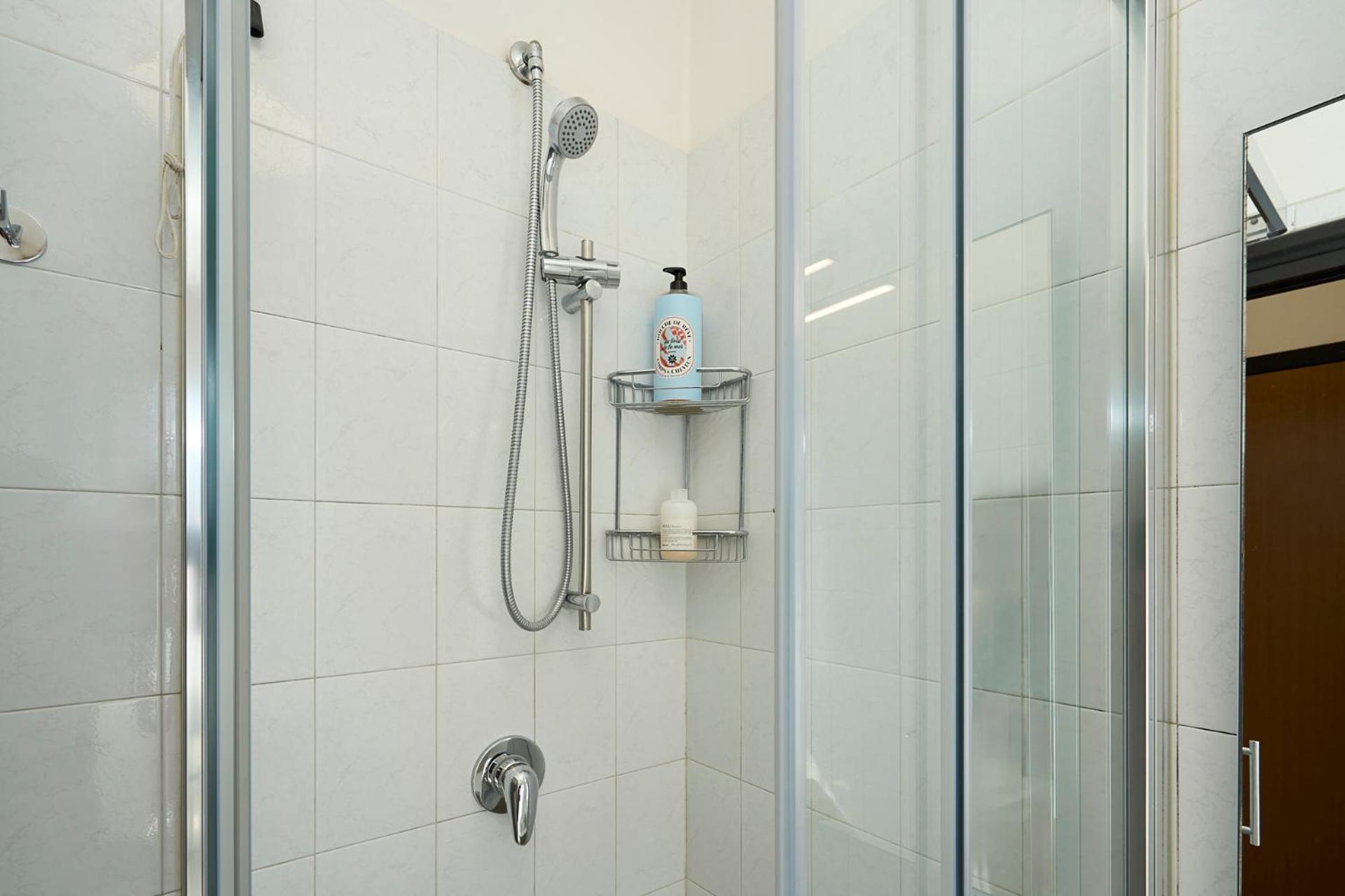 Апартаменти -Luminosa 5 Stars With Balcony- Wifi Netflix 15 Minutes From Duomo Мілан Екстер'єр фото